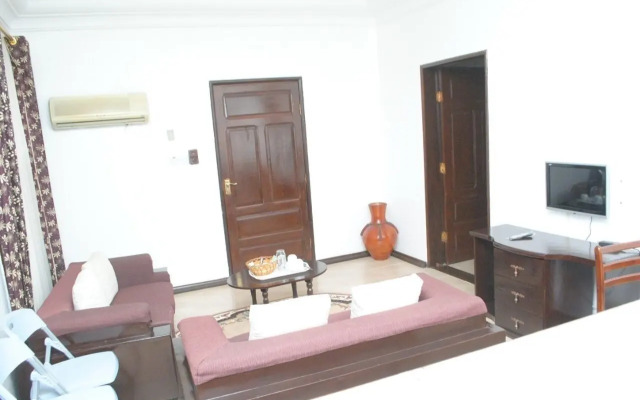Roc Heights Lodge