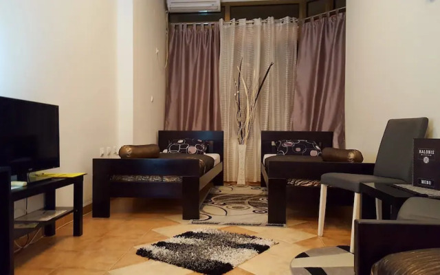 Apart Kalonis