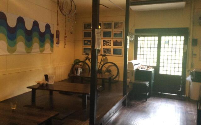 Zamamia International Guesthouse
