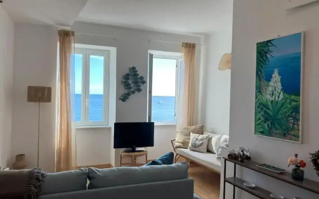 the sea at .. house