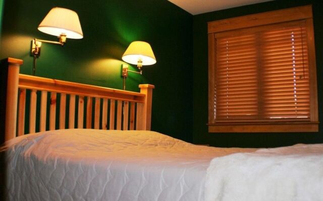 Mountain Town Properties Cascade Lodge 4A