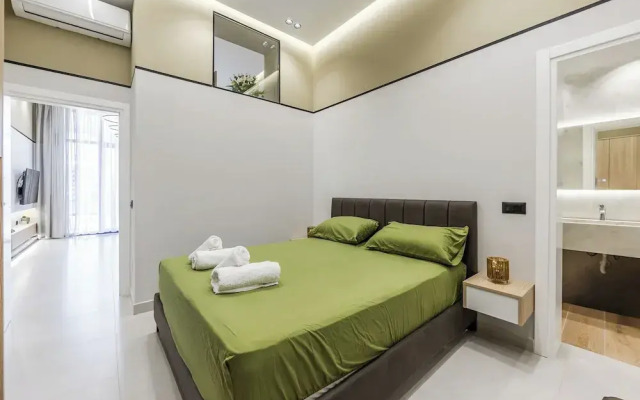 Emily Luxury Veranda