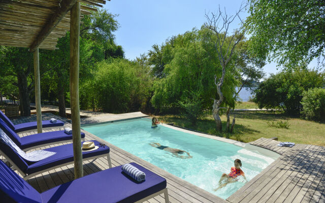 Victoria Falls River Lodge
