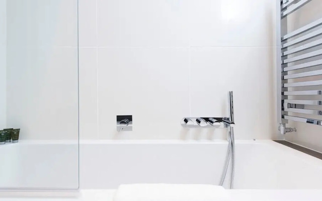 Lovely 2BR flat in West London