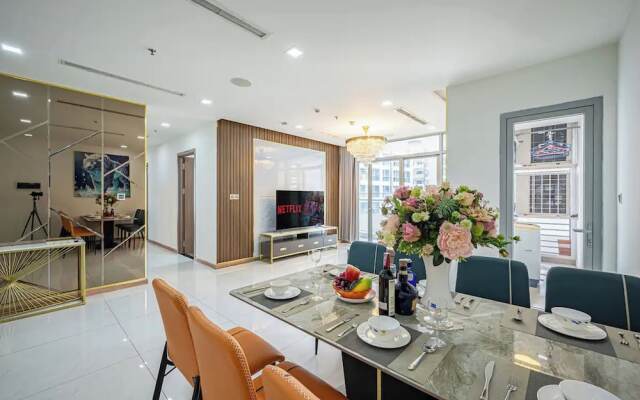 Bluesky Landmark 81 Paradise Vacation