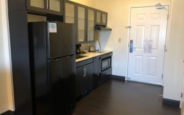 Candlewood Suites Fort Wayne by IHG