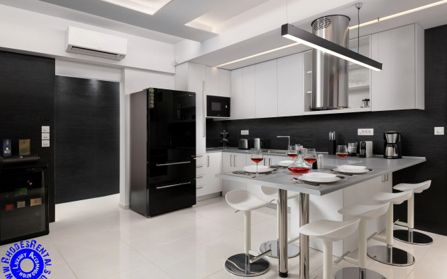 Rhodes Skyline Suites