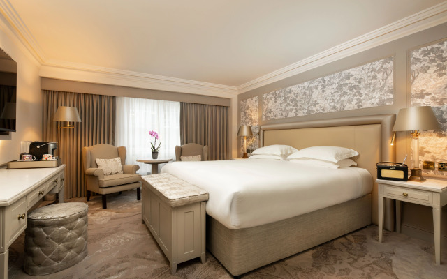 Brooks Hotel