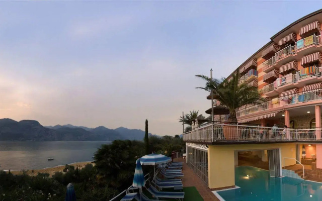 Hotel Eden