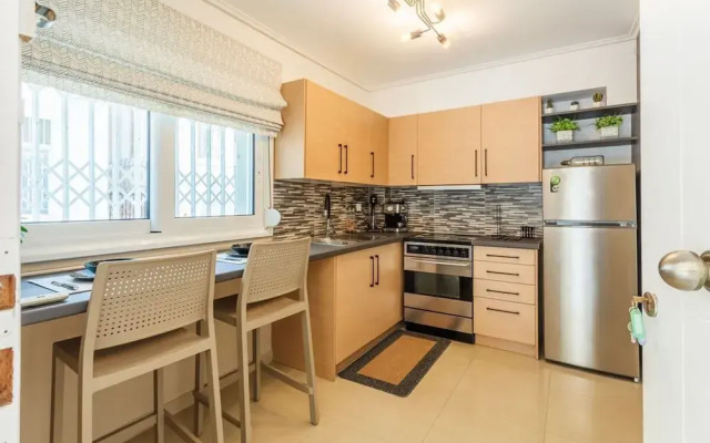Kalamata Lime Studio - Urban Cozy Nest