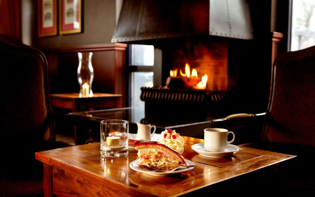 Van der Valk Hotel Hardegarijp - Leeuwarden