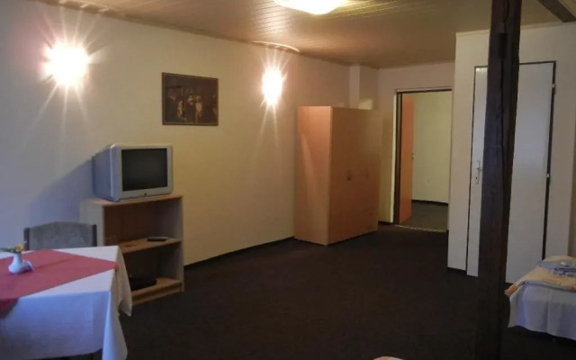 Guest House Pod Lesem Merklín
