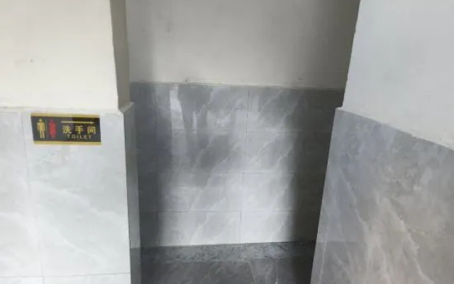 Tiger Leaping Gorge Pillow Landscape Homestay