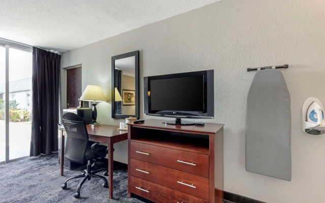 Quality Inn Downtown Stuart