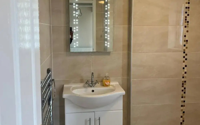 4 Bedroom House in Newry Central