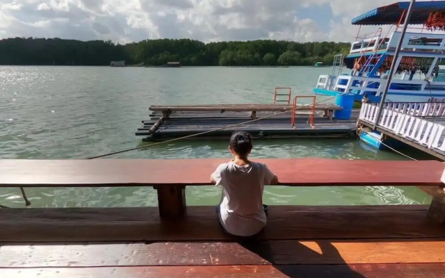 Baanchansamut Homestay