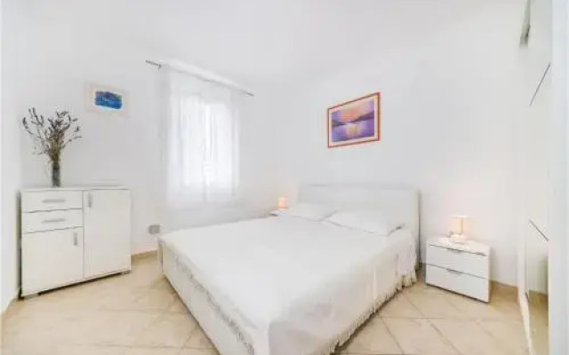 Holiday home Novalja QR-1783