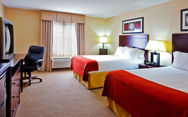 Holiday Inn Express & Suites Dickson by IHG