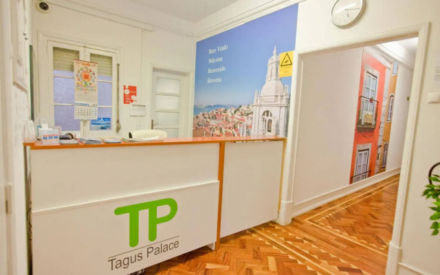 Tagus Palace Hostal