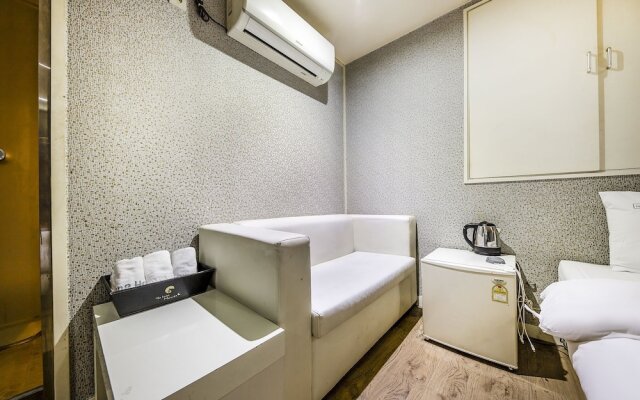 Yeongdeungpo The Moon Hotel