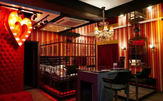Swing Motel