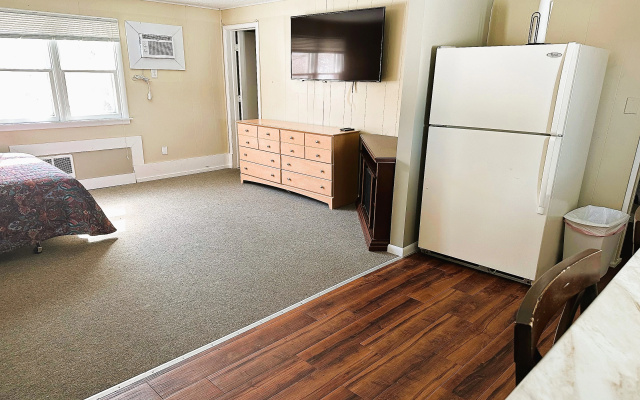 Love Hotels Timberline By OYO Lake Superior