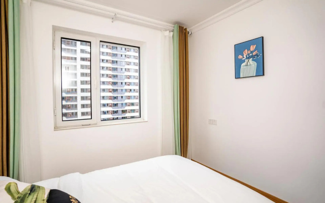 Locals Apartment House 01