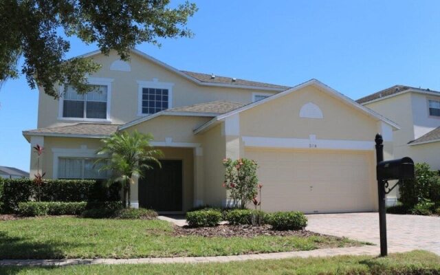 Ta524or 5 Bedroom Home