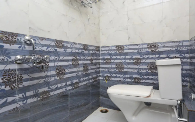 Vinayak Hospitality Services By OYO Rooms