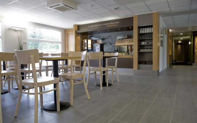 B&B HOTEL Aix-en-Provence Le Tholonet