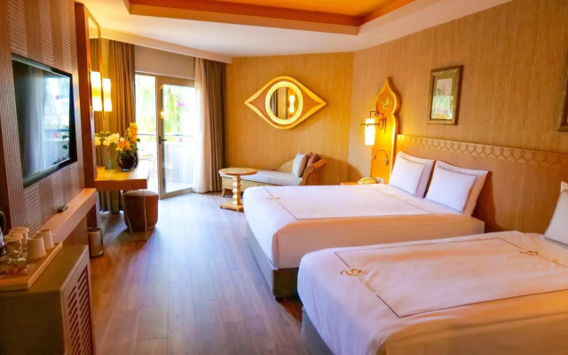 Royal Dragon Hotel – All Inclusive