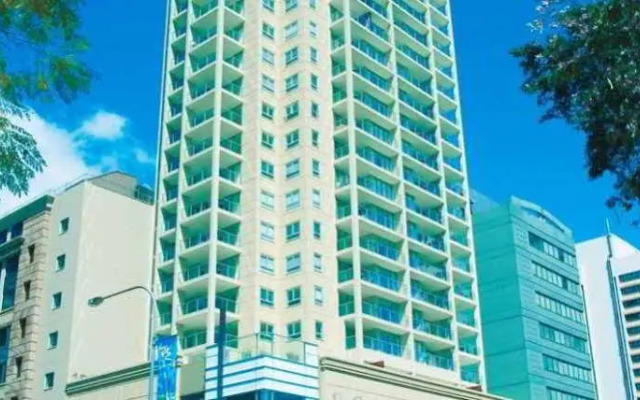 Oaks Lexicon Apartments