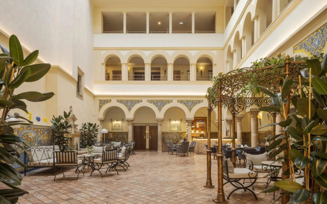 Ilunion Merida Palace