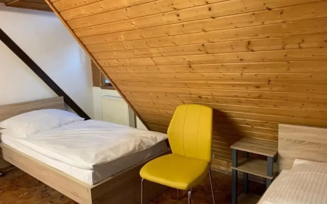AB Apartment Objekt 122 - Hostel