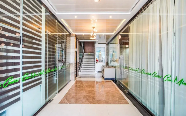 OYO 489 Casa Mia Hotel Suites