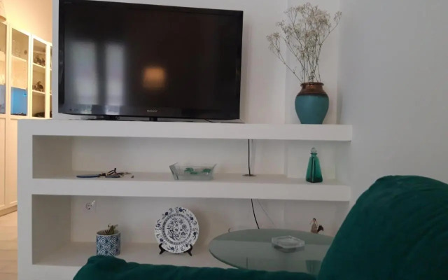 Park view apartment near Panormou