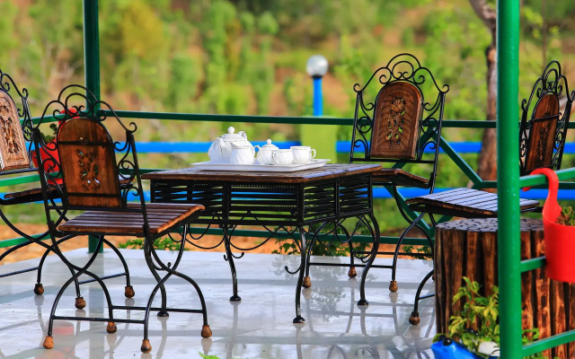Chirping Orchard, Mukteshwar