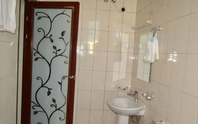 Lesa Garden Hotel