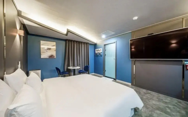 Dongducheon G7 Hotel
