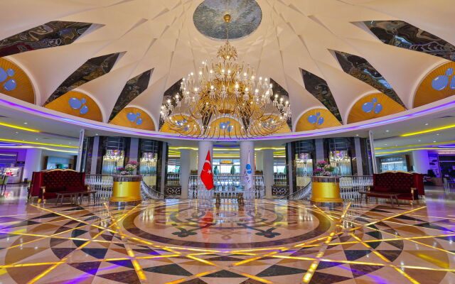 Crystal Sunset Luxury Resort & Spa - All Inclusive