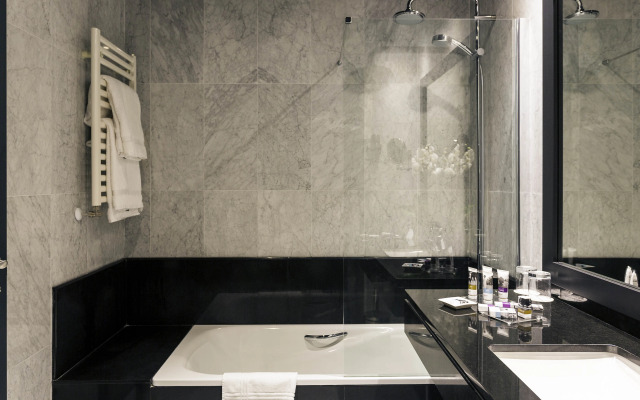 Mercure Bilbao Jardines De Albia