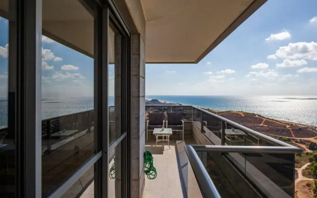 Luxury Mini Penthouse Sea View Best Loc