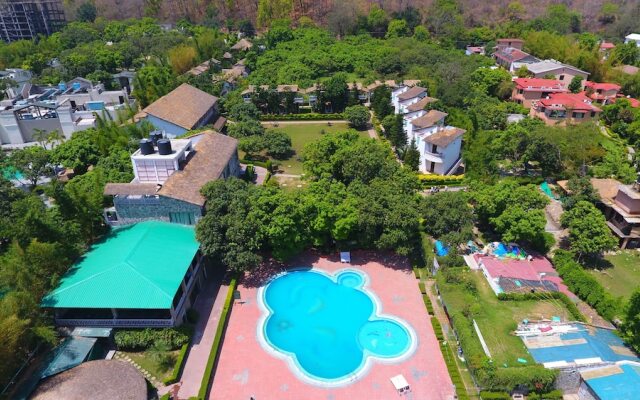 Wood castle Spa & Resort
