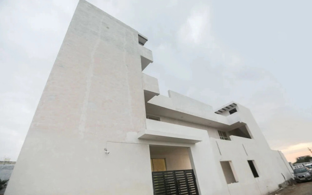 Vp Homes by OYO Rooms