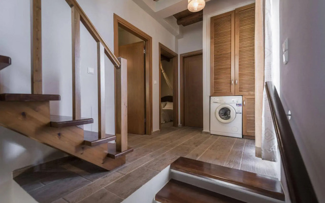 Athina Luxury Villas