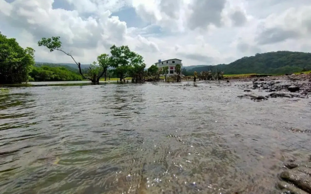 Shobha Farmhouse