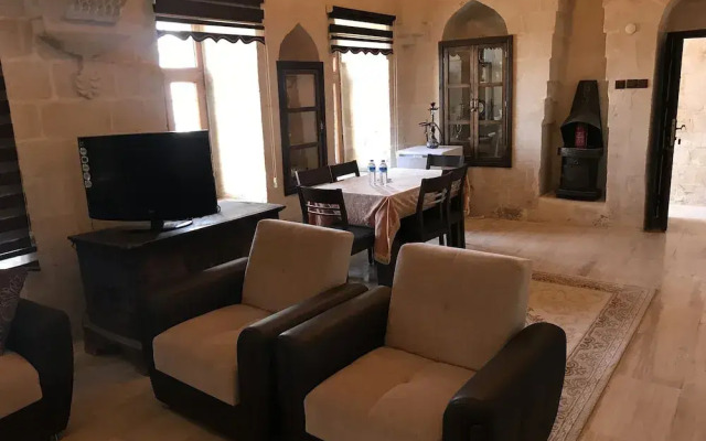 Kasr-I Abbas Hotel
