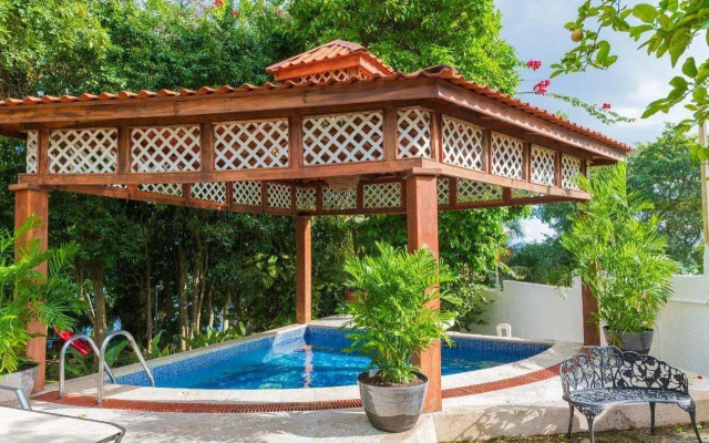 Casa Aakal Lagoon Front