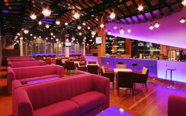 Courtyard Hotel @ 1Borneo