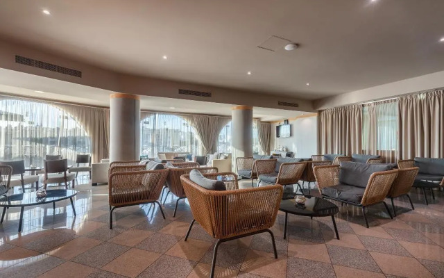 The Navigator - Solaqua